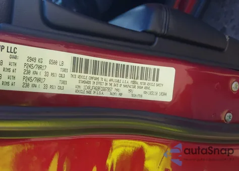 2015 Jeep Grand Cherokee Laredo z USA, uszkodzony, nr VIN 1C4RJFAG9FC687957